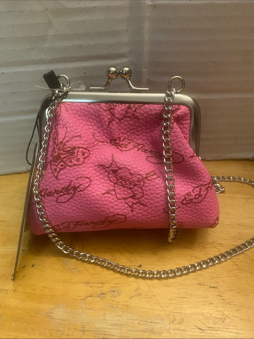 Ed Hardy Tiger pink Kiss-Lock cross body Mini Bag about 5 1/4 x4 x2 1/2 NWT - Picture 4 of 12